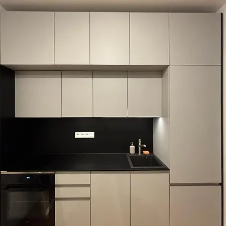 Main Center - Luxury - Free Parking - View דירה *