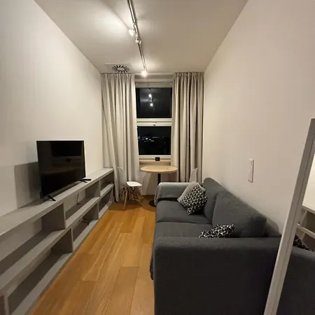 Main Center - Luxury - Free Parking - View 브라티슬라바